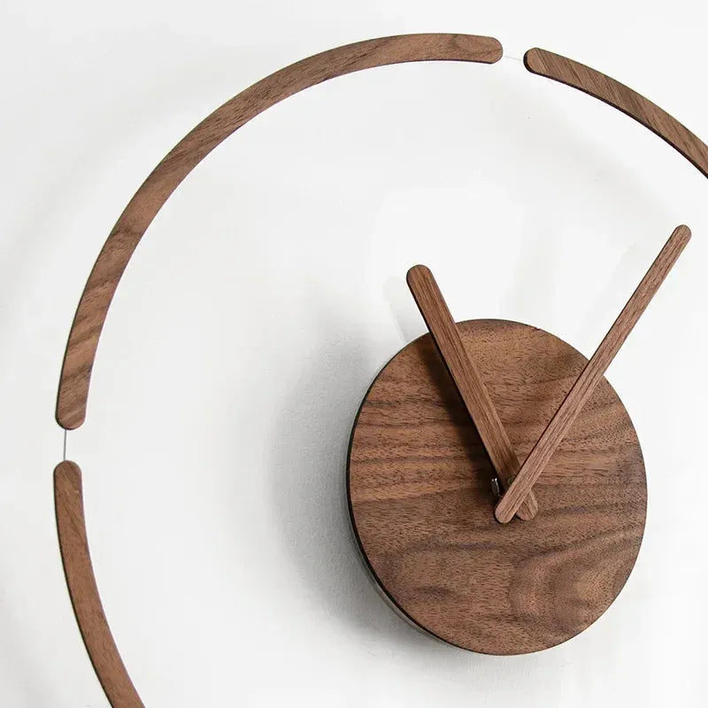 Round Wall Clock