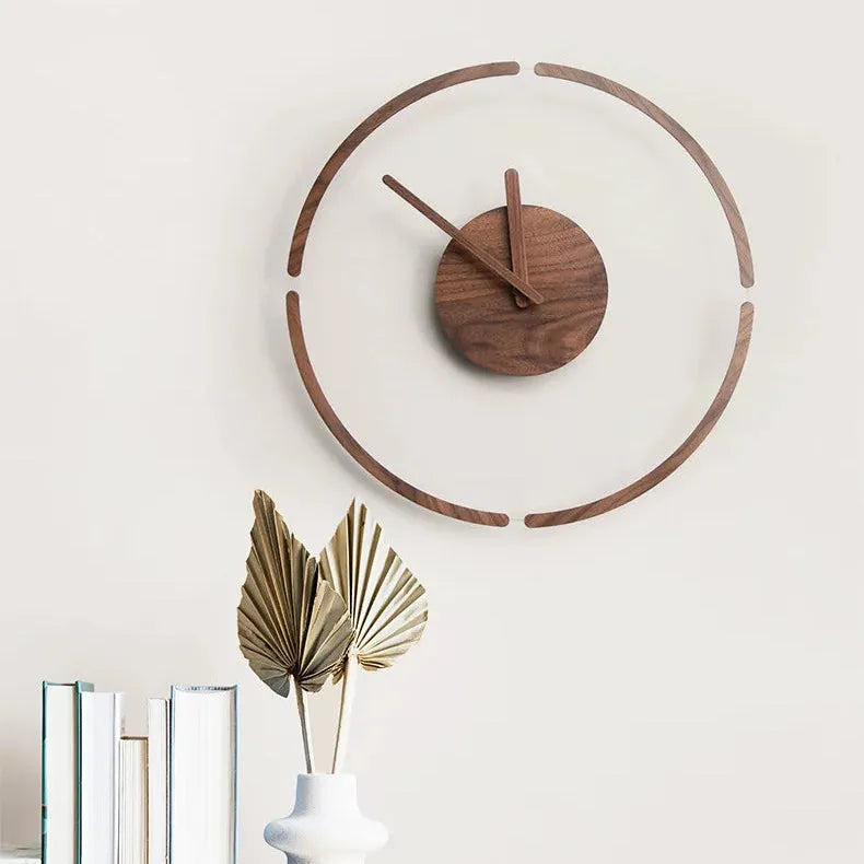 Round Wall Clock
